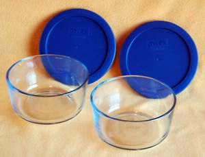 Pair of PYREX ~ 4 Cup Clear Glass Dish 7201 w Blue Lids ~ Store Heat Serve - Picture 1 of 5