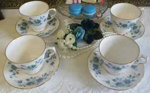 VINTAGE QUEEN ANNE BLUE FLORAL PATTERN TEA CUPS &SAUCERS 8 PIECES - Picture 1 of 8