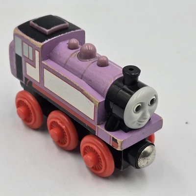Motor tanque tren Rosie tren de madera Thomas & Friends  Foto 1 de 4