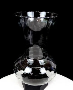 STUDIO ART GLASS THIN BLOWN THISTLE SHAPED PANELED 8 5/8" VASE - Picture 1 of 8