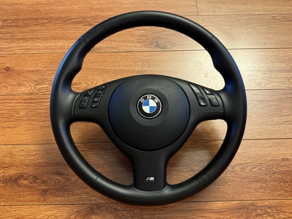 Volante completo negro OEM 2001-2006 BMW E39 540i M5 E46 M3 330i M-Sport Foto 1 de 4