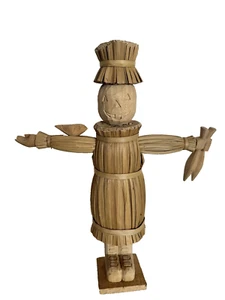 Carved Wood Straw Scarecrow Figure 18" Tall Fall Halloween Decor Handcrafted Art - Picture 1 of 11