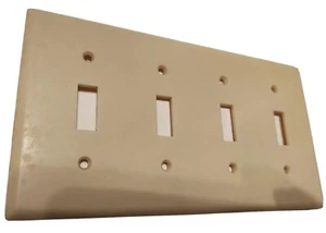 Leviton Beige 4-Gang Switch Cover Plate Plastic Wallplate no Screws - Bild 1 von 4