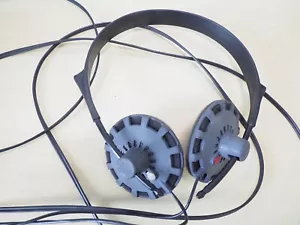 VINTAGE Sennheiser HD 40 Dynamic Stereo Headphones  **FOR THE COLLECTOR** - Picture 1 of 6
