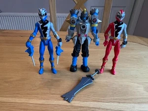 Power Rangers Paquete de 3 figuras Dino Fury 6" Inc Boomtower - Imagen 1 de 6