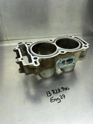 Jarra de 4x4 cilindros Polaris RZR XP 900 EPS 13 14 Foto 1 de 4