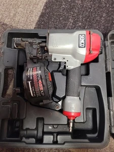 Senco RoofPRO 455XP, custodia e manuale, testato e funziona benissimo! - Foto 1 di 9