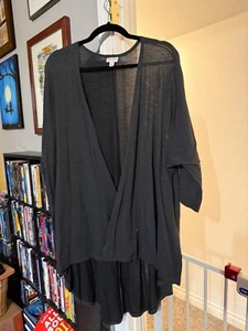 Lularoe stripped Shirley, Large, black stripes on dark grey - Picture 1 of 7