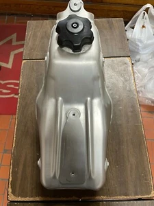 2008-12 Suzuki RM-Z450 Fuel Tank, 44110-28H10 - Foto 1 di 2