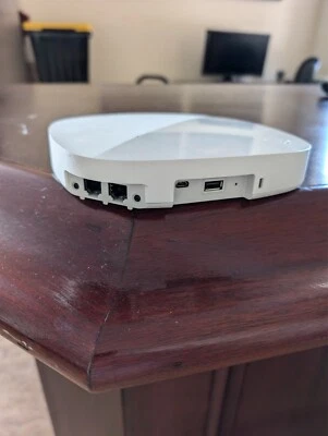Extreme Networks AP4000 Wifi 6E Wireless Access Point - USA - Image 1 of 2