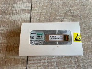 HPE Aruba JL563A 10G BASE-T SFP+ - RJ45 30m XCVR CAT6A - Photo 1/1