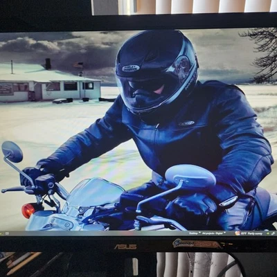 ASUS VE228H 21.5" FHD LED Backlight Monitor - Image 1 of 4