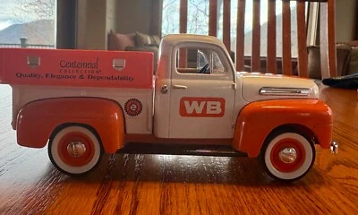 Banco de camión fundido a presión Liberty Classics 1948 Ford Wolverine de latón con llave Foto 1 de 4