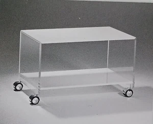 Beistelltisch - Couchtis aus Acrylglas - Material Acryl klar und hochglanz weiß - Bild 1 von 1