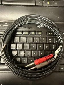 Livewire Essential Interconnect Y-Cable 3.5 mm TRS Male to 1/4 TS Male - 15 Ft. - Picture 1 of 1