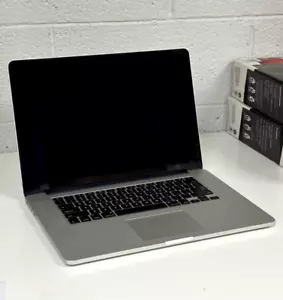 Laptop Apple MacBook Pro 15" Intel i7 4ta generación 2,60 GHz 16 GB 512 GB A1398 2013 - Imagen 1 de 13