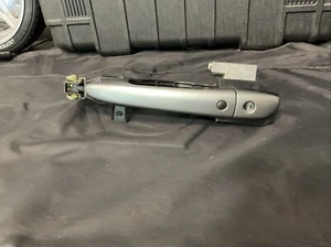 2017-2021 Mazda CX-5 Front Left/ Drivers Side Exterior Door Handle KB7W5942X OEM - Picture 1 of 4