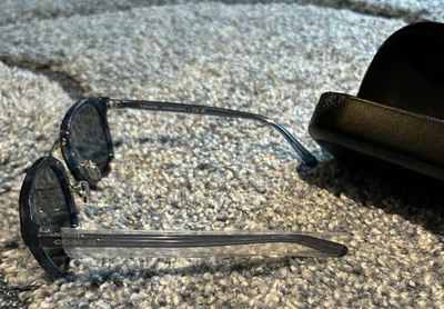 Gafas de sol Coach para mujer - HC 8366 - Monturas azules - Nuevas Foto 1 de 2