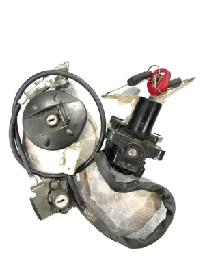 Yamaha XT 660 Tenere 07 Juego de bloqueo barril de encendido 3 LLAVES tapa del tanque cubierta del asiento Foto 1 de 3