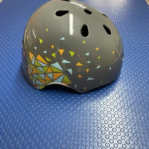 Skaterhelm Fahrradhelm Kinder Gr M Newcential Neuwertig - Bild 1 von 6