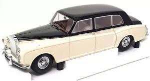 Paragon Models 1/18 Scale PA-38219 - 1964 Rolls Royce Phantom V RHD - Picture 1 of 8