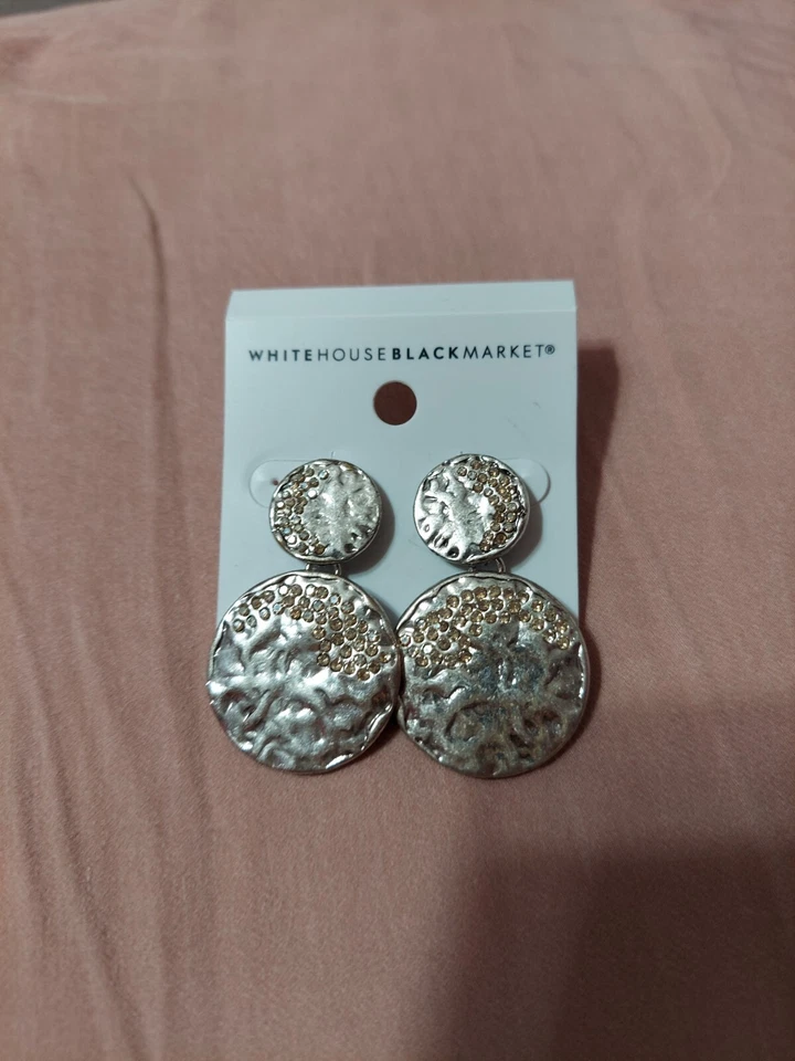 Pendientes colgantes circulares martillados tono plata mercado negro de la Casa Blanca nuevos con etiquetas con circonita cúbica Foto 1 de 1