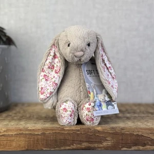 Jellycat Small Beige Blossom Bunny (First Release) White Floral Ears/feet NWOT - Picture 1 of 17