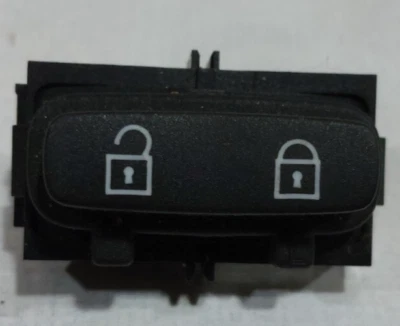 Volvo S80 V70 XC60 XC70 Driver Side Door Lock Switch 30710475 - Image 1 of 4