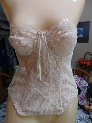 Beautiful Vintage Lightly Padded Lady Marlene Boned Corset Style 399 Size 36B - Image 1 of 4