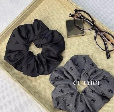 4x Cuerda de pelo con moño de tela gris negro elegante soporte de cola de caballo alto accesorios para el cabello Foto 1 de 3