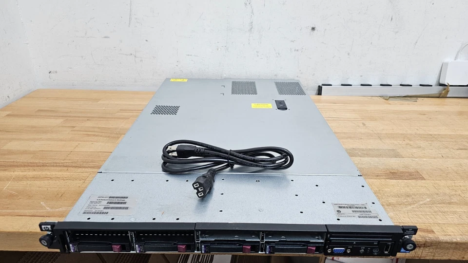 Servidor HP Proliant DL360 G7 579236-001 X5670 con (4) unidades SAS de 900 GB USADO Foto 1 de 4
