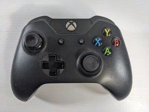 Microsoft Xbox One Wireless Controller - Black - Picture 1 of 5
