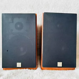 DALI MENTOR MENUET Black Satin Bookshelf Speakers Pair High-End Audio - Picture 1 of 20