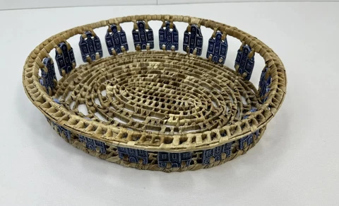 Rattan Wicker Basket Natural Woven Blue Porcelain Asian Decor Charms Vtg Cover
