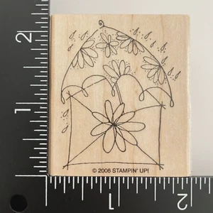 Estampación de sobre de invitación de ducha flores paraguas lluvia 2006 sello de goma - Imagen 1 de 3
