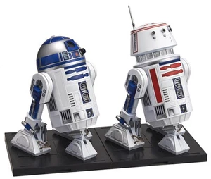 Star Wars R2-D2 & R5-D4 1/12 scale plastic model - Picture 1 of 6