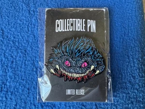 CRITTERS Film Emaille Pin Zobie Fright Sammlerstück Horror limitiert 50 Varianten - Bild 1 von 2