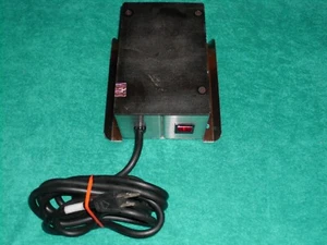 INDUSTRIAL MAGNETICS DSC423-120 DEMAGNETIZER 7-1/4" x 4-3/4" MAG MATE 120V Used - Picture 1 of 14