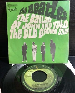 The BEATLES  The Ballad Of John And Yoko / The Old Brown Shoe  FRANCE EX/EX - Picture 1 of 2