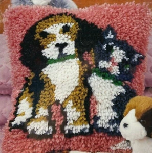 1990s Vtg National Yarn Latch Hook Kit P492 Best Friends 12x12 Dog & Cat Started - Picture 1 of 5