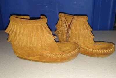 Mocasines Minnetonka niños talla 5 Foto 1 de 3