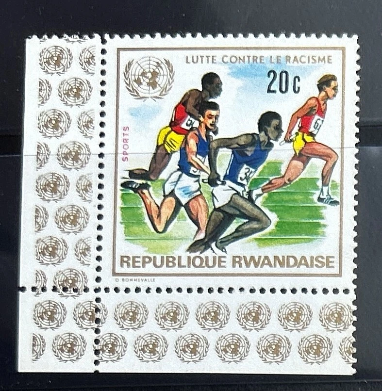 Republique Rwandanise Rwanda, Lute contre le racisme stamp MNH Foto 1 de 1