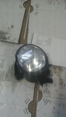 BMW X3 2008 pasajero esquina derecha/luz de estacionamiento conducción antiniebla  Foto 1 de 4