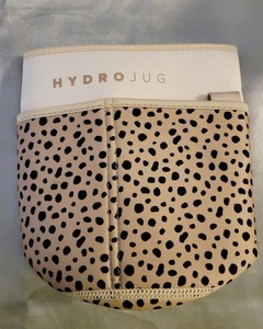 HYDRO Jug Light Tan Cheetah Print Pro Sleeve - Picture 1 of 2