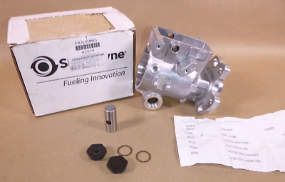 USGI M998 Humvee Stanadyne Fuel Injection Pump Kit 42978, Housing & Piston - Image 1 of 4