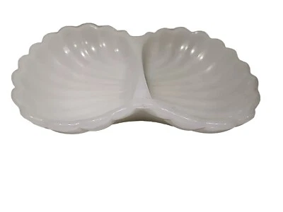 Avon Milk Glass Open Seashell, Double Sided  Soap Dish Retro Vtg 1970s  - Image 1 of 4