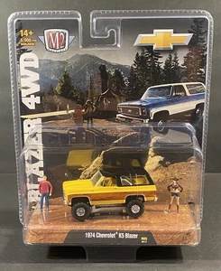 M2 Machines Diorama 1974 Chevrolet K5 Blazer R05 4WD - Picture 1 of 2