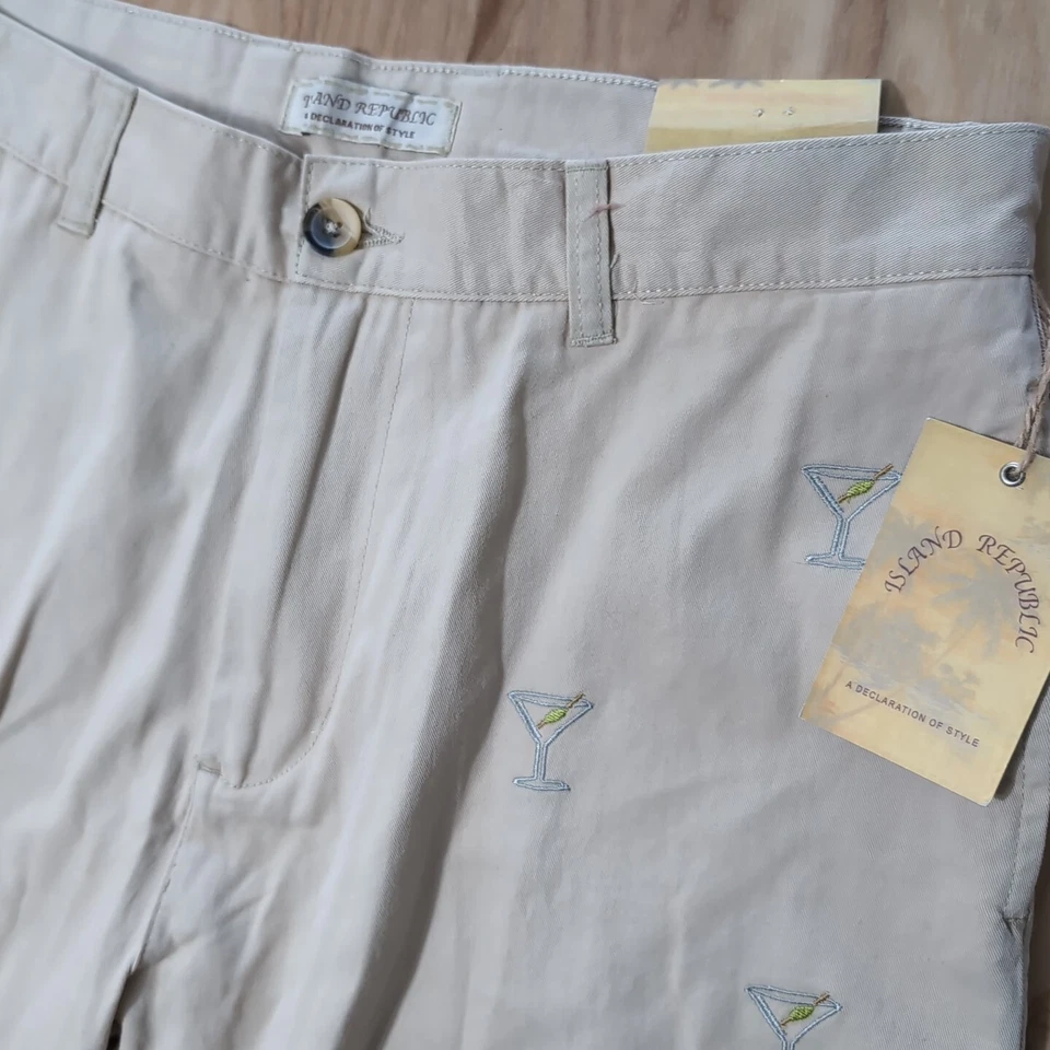 Island Republic Shorts Men 36x9" Khaki Embroidered Martini Glasses Geometric - Image 1 of 4