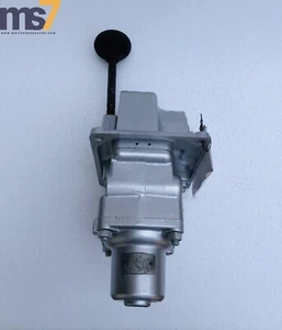 WABCO AMERICAN STANDARD HC-2-X CONTROL AIR LEVER OPERATED VALVE P50975-2 #2 - Picture 1 of 7