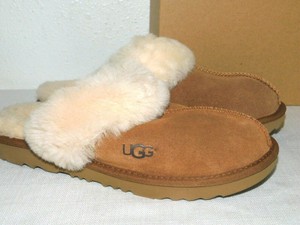 boys ugg slippers